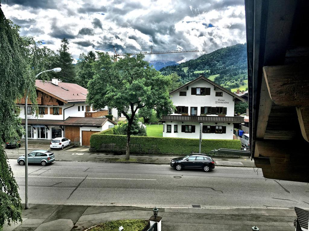 Gastehaus Brigitte Hotel Garmisch-Partenkirchen Exterior photo